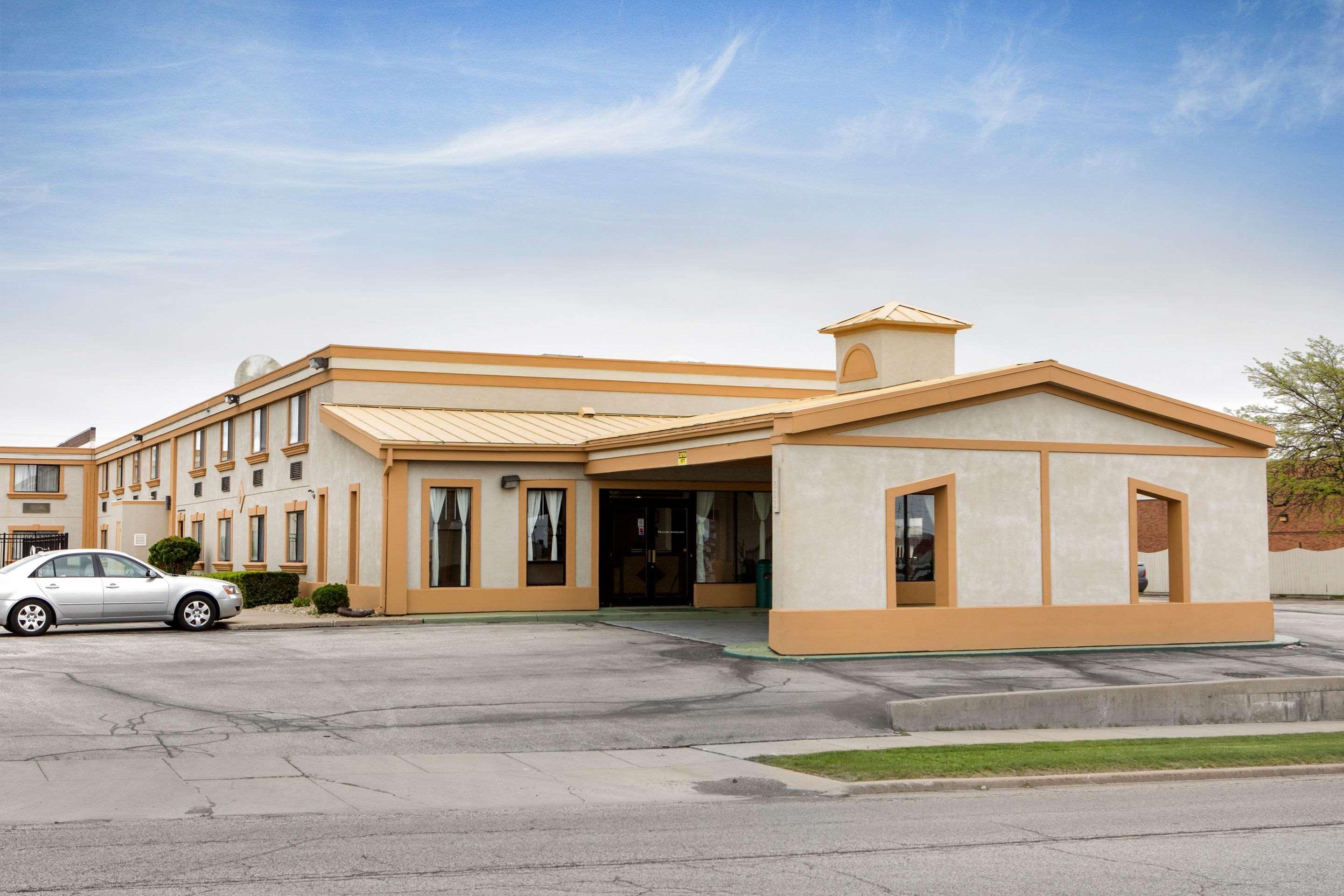 Quality Inn & Suites Bloomington University Area Luaran gambar