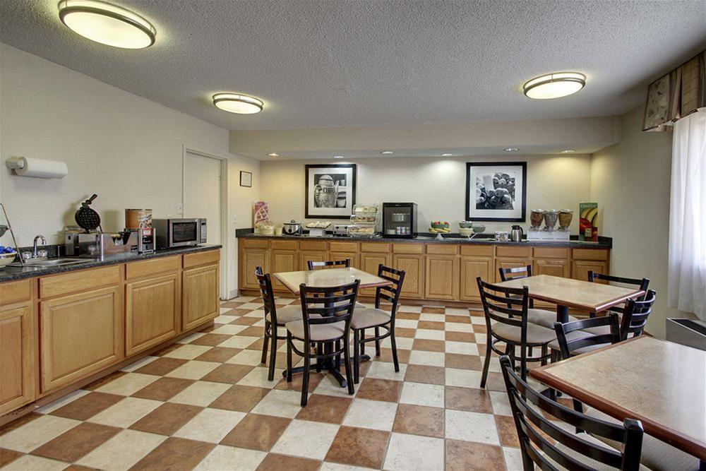 Quality Inn & Suites Bloomington University Area Luaran gambar